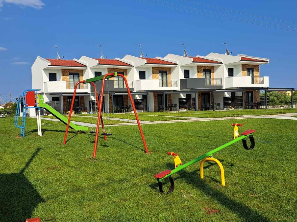 Chryssis Village By Travel Pro Services - Nea Potidaia Halkidiki Néa Poteídaia Eksteriør bilde